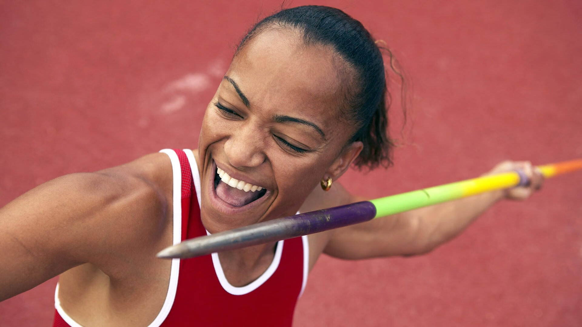 年轻门将神扑三连，助力胜利，足球年轻门将