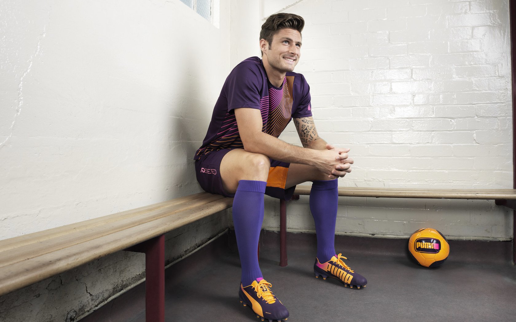 车迷纪实：F1现场的狂热狂欢，f1赛车迷